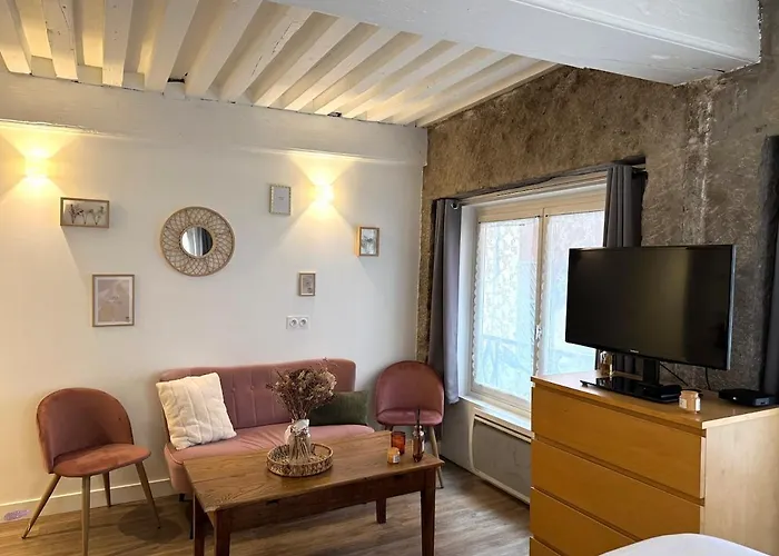 Le De Pierre, Conciergerie Lyon